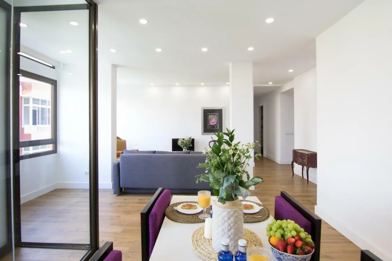 Homeforguest Stylish And Modern Apartment Overlooking Las Canteras Las Palmas de Gran Canaria 0*,