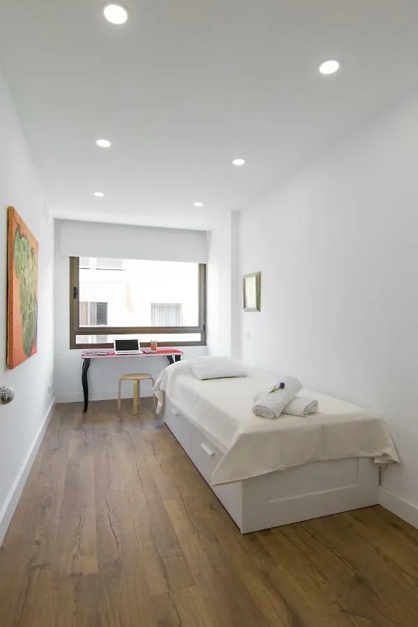 Homeforguest Stylish And Modern Apartment Overlooking Las Canteras Las Palmas de Gran Canaria 0*,
